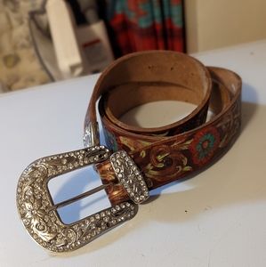 Hand painted belt with buckle set 38"